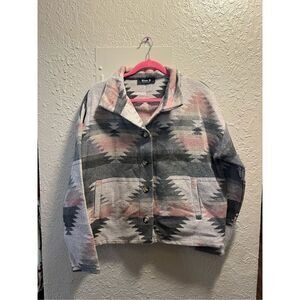 Blue B Collection Grey & Pink Aztec Button Up Shacket Woman’s Size Large